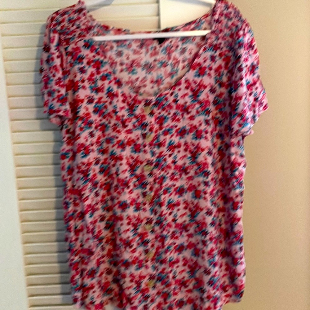 Torrid floral summer top size 3 (22-24)